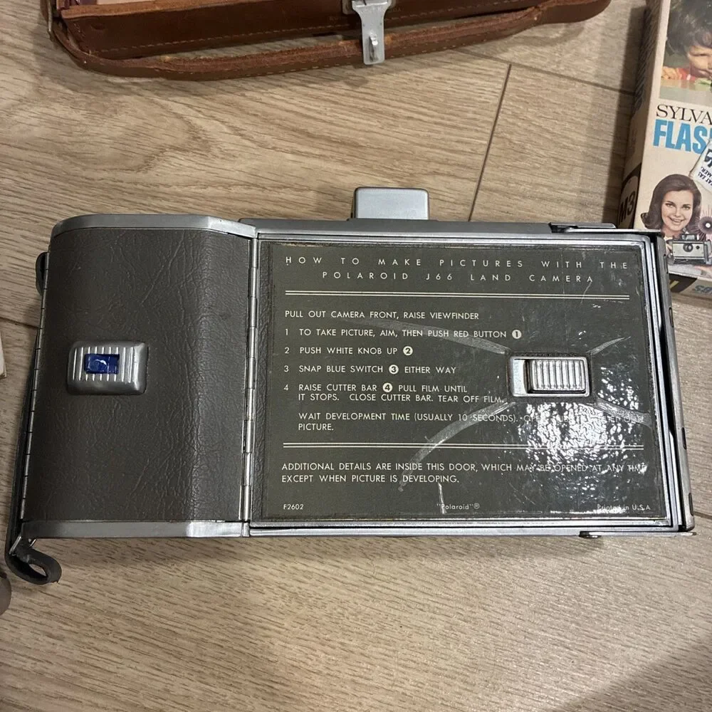 Vintage Polaroid Model J66 Electric Eye Land Camera Kit Original Case UNTESTED